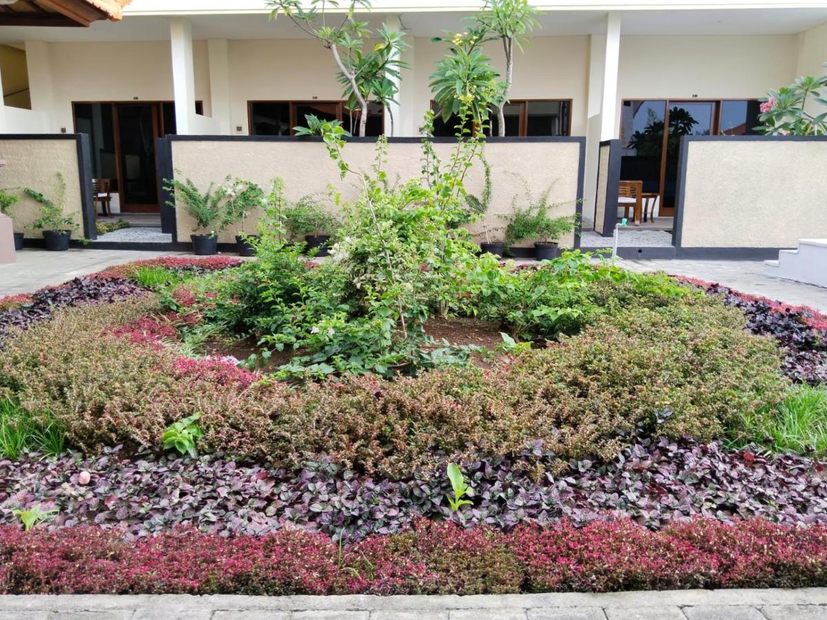 The Laviana Hotel Lovina  Exterior photo